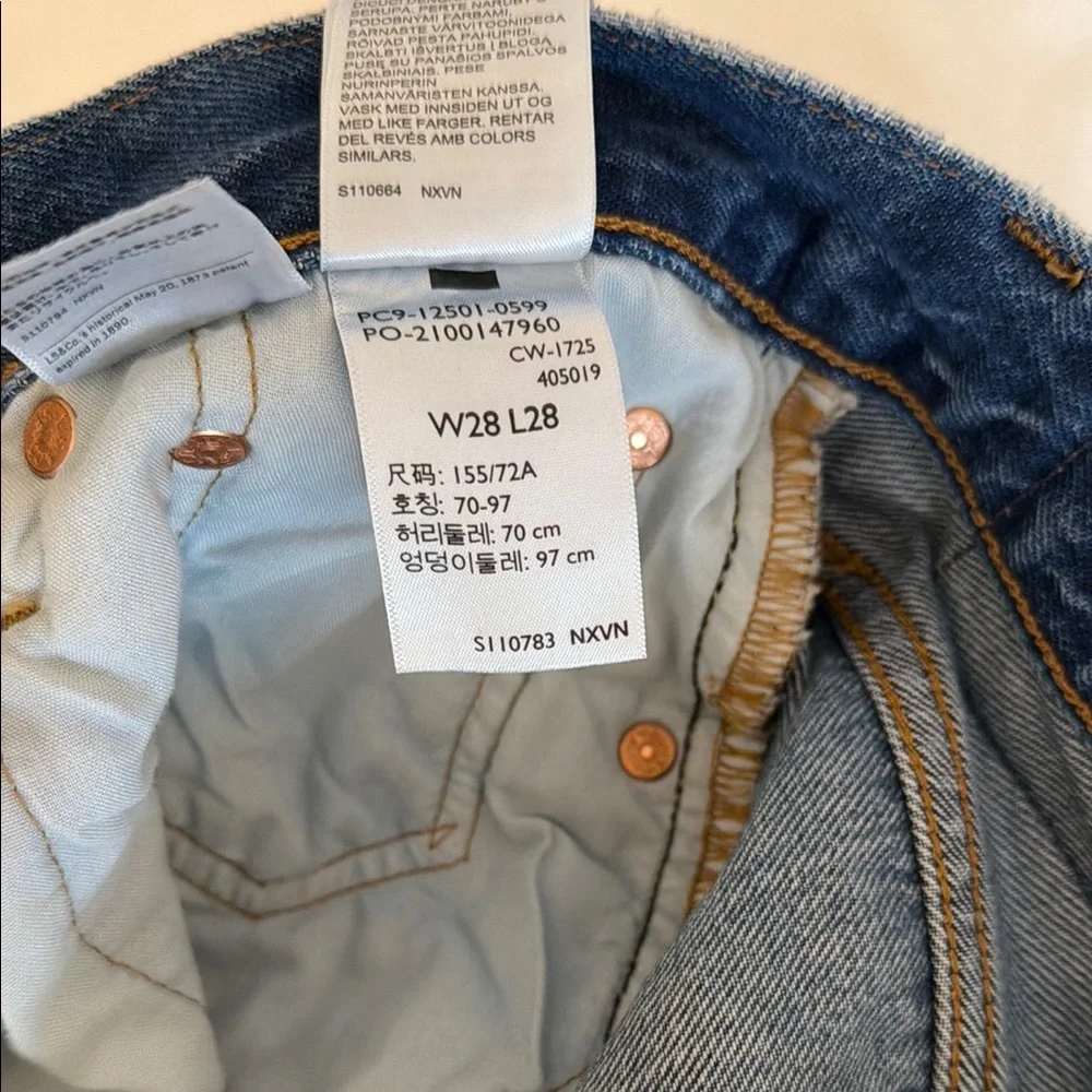 Levi’s 501® ORIGINAL SELVEDGE WOMEN'S JEANS size 28 x26L - Picture 5 of 10